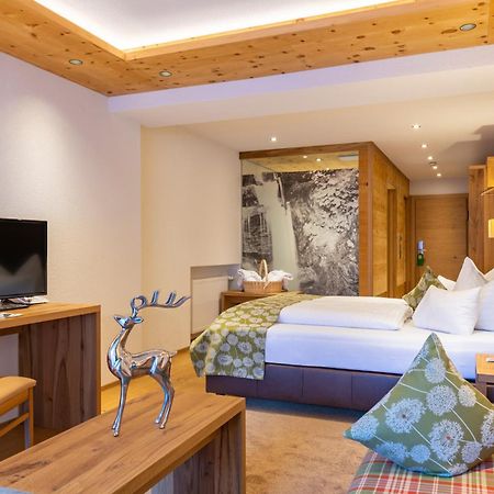 Hotel Olympia Ischgl Exterior photo